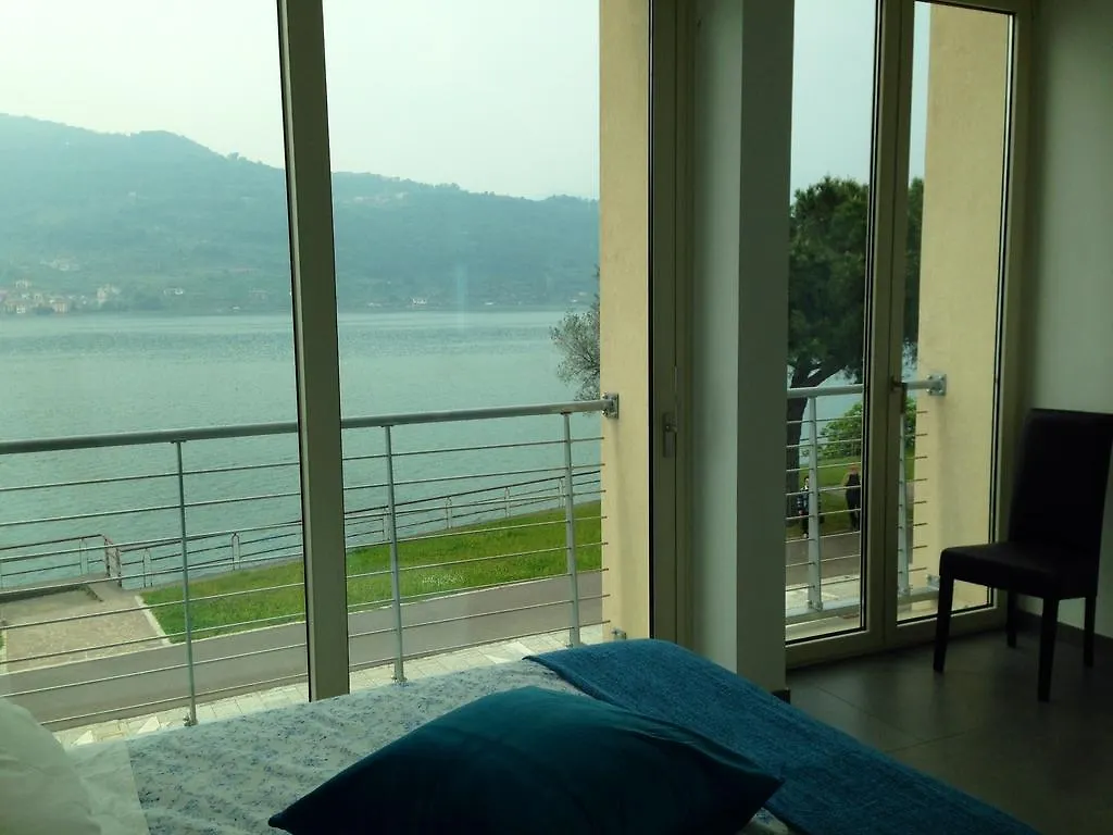 A Lago Marone Guest house